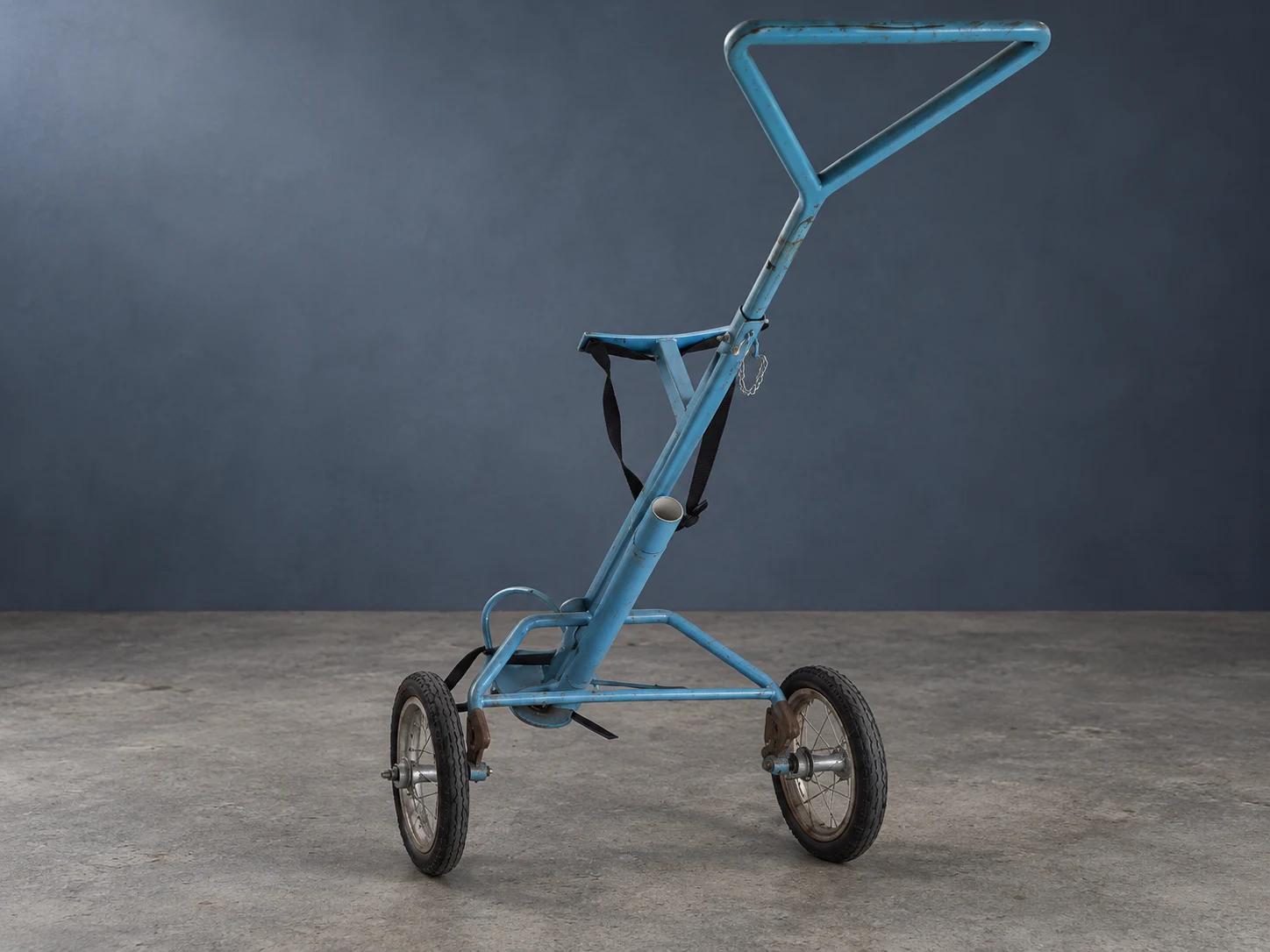 Rangka troli golf produksi PT. Toyotomo Indonesia — Visualisasi produk