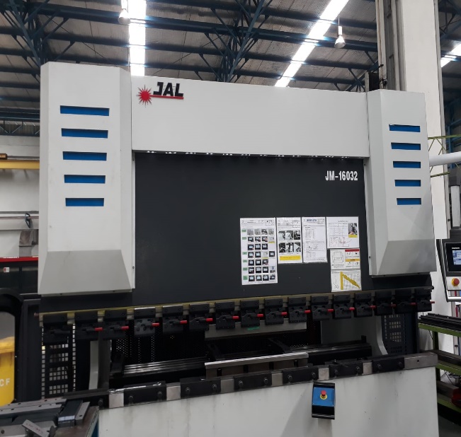 JAL JM-16032 untuk pembengkokan pelat di fasilitas Toyotomo